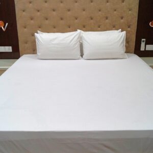 Vissage Pack Of 10 KING Hotel White Bed Sheets : 250CM * 274CM, 220TC PERCALE, Mercerised