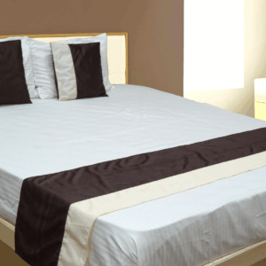 Vissage Brown and Cream Double Bed Runner with 2 Cushion Covers